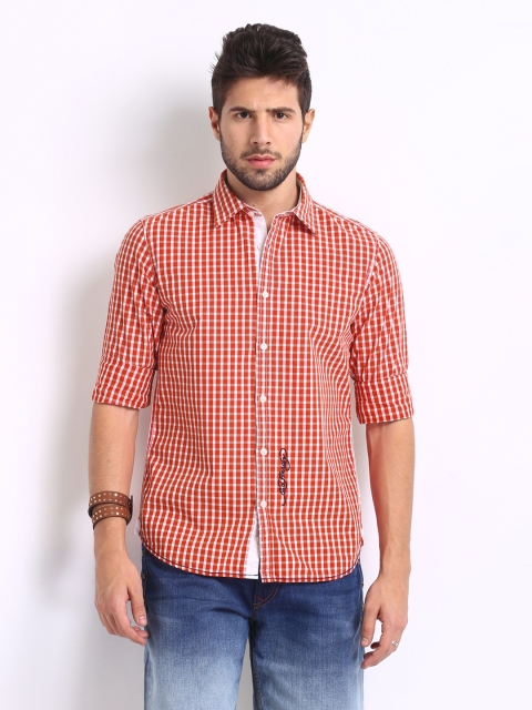 

Ed Hardy Men Red & White Checked Casual Shirt