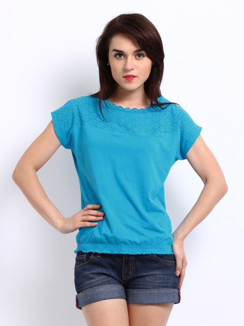 

Flying Machine Women Blue Solid Top