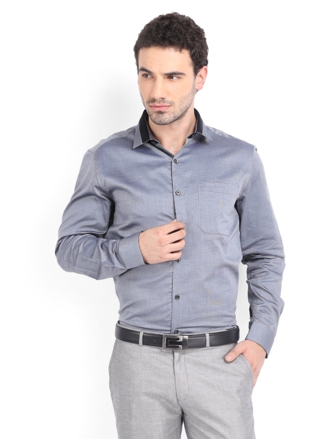 

Four One Oh Men Grey Slim Fit Smart-Casual Shirt