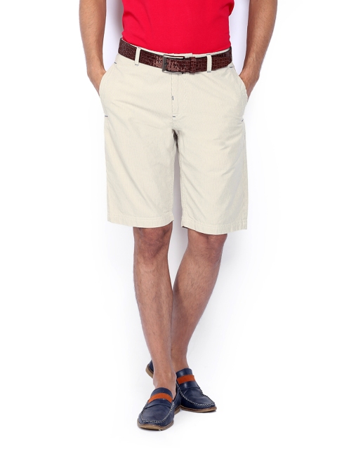 

IZOD Men Beige Striped Shorts