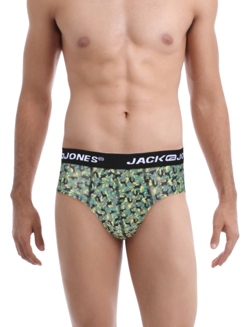 

Jack & Jones Men Green Printed Briefs 1687928003