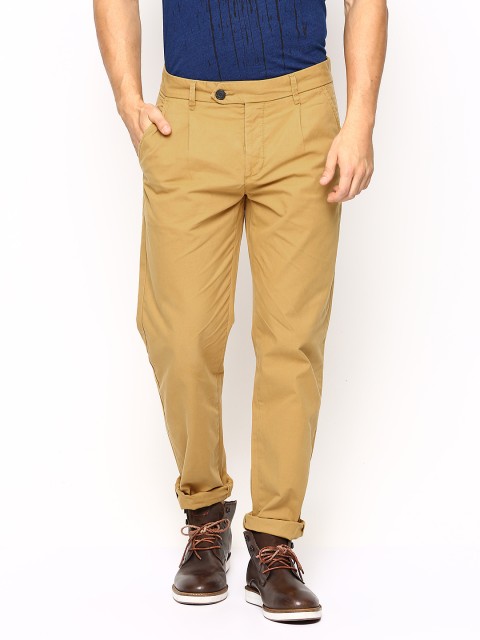 

Jack & Jones Men Mustard Brown Comfort Fit Chino Trousers