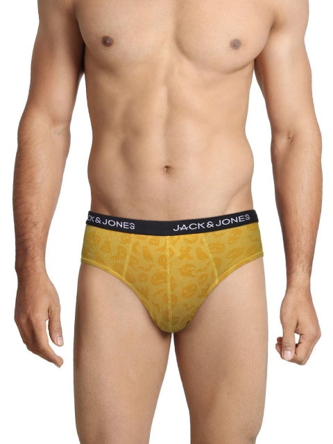 

Jack & Jones Men Yellow Printed Briefs 1573141