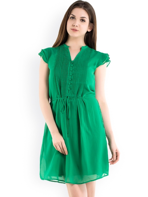 

Kazo Green Pleated Tie-Up Shift Dress