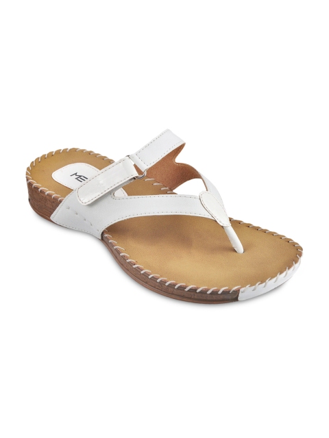 

Metro Women White Flats