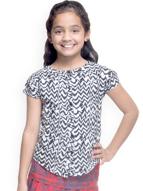 

Oxolloxo Girls Black & White Printed Top