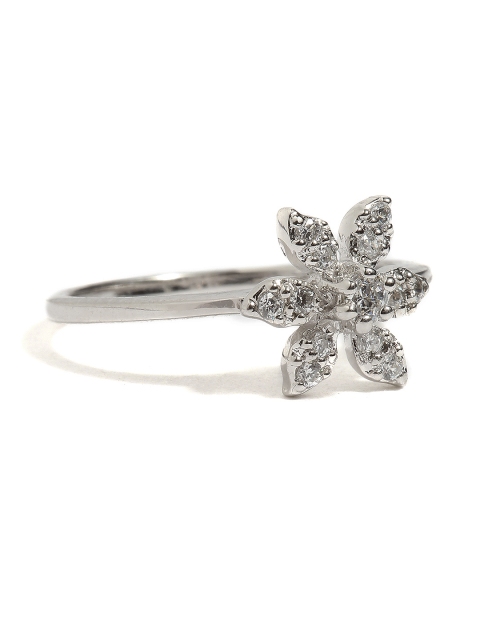 

Peora Sterling Silver Ring