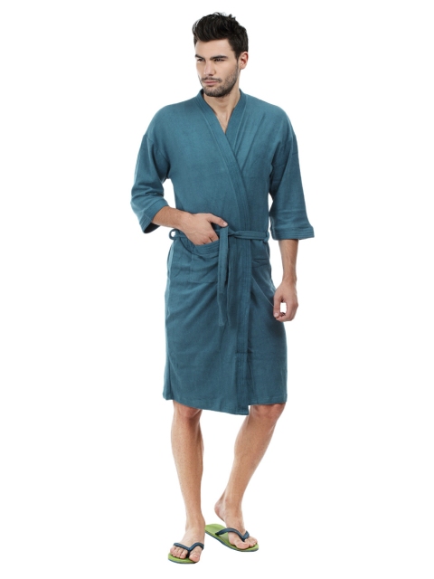 

Red Rose Men Blue Bath Robe