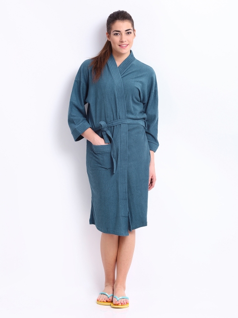 

Red Rose Unisex Blue Bath Robe