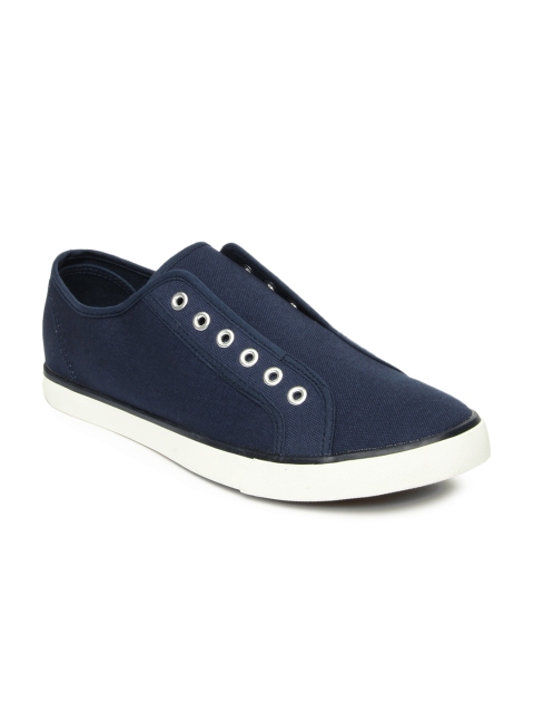 

Roadster Men Blue Casual Shoes