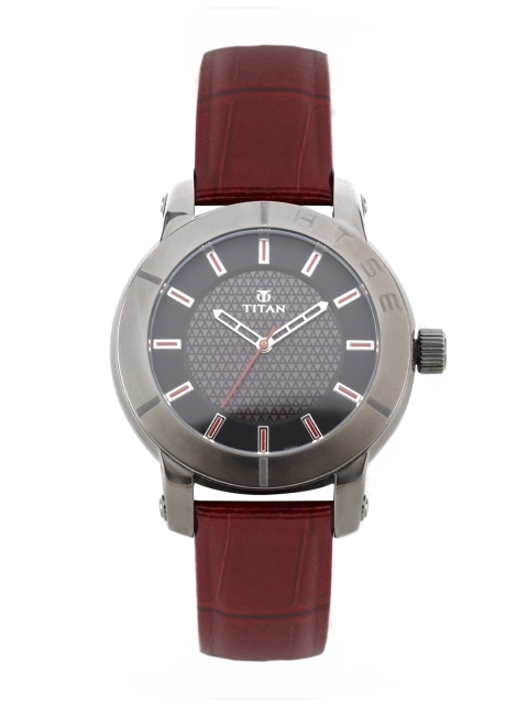 

Titan HTSE Women Black Dial Watch 2526QL01
