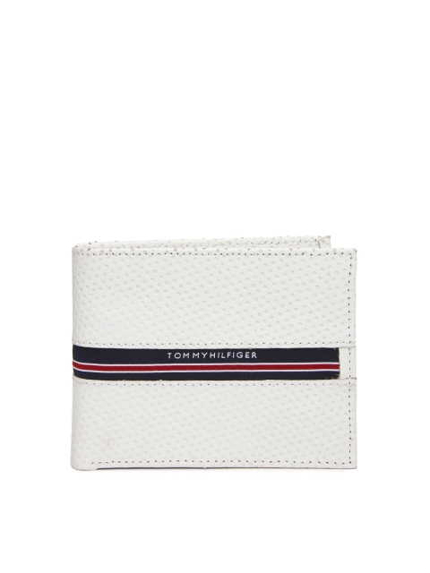 

Tommy Hilfiger Men White Leather Wallet