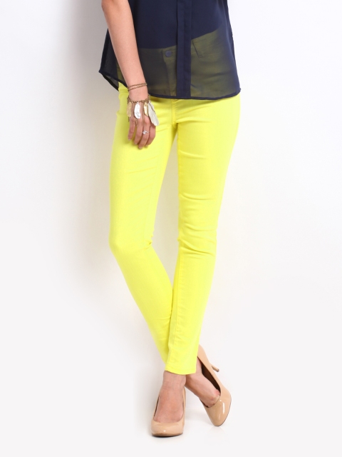 

Vero Moda Women Yellow Skinny Fit Stretchable Jeans