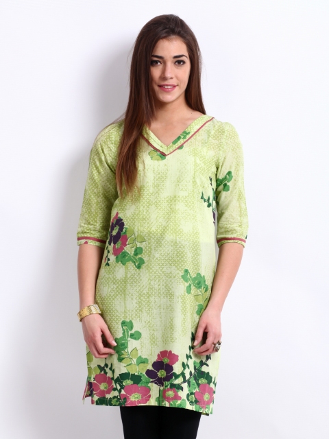 

W Women Green Printed Kurta