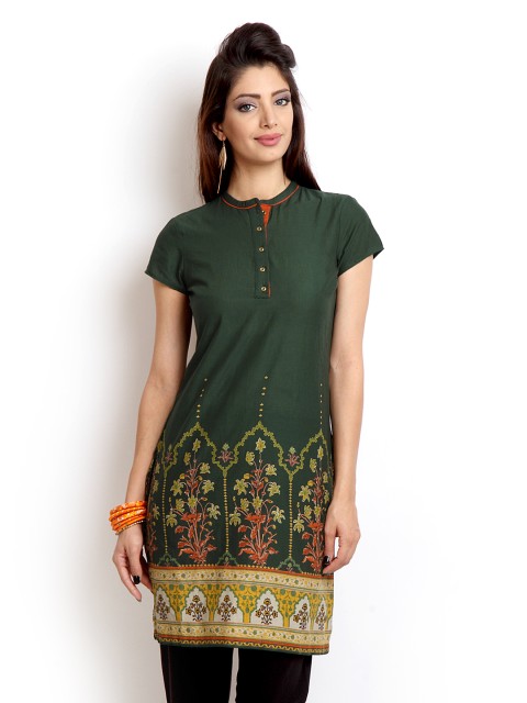 

W Women Green Printed Kurta