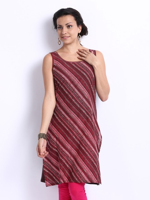 

W Women Maroon Printed Kurta