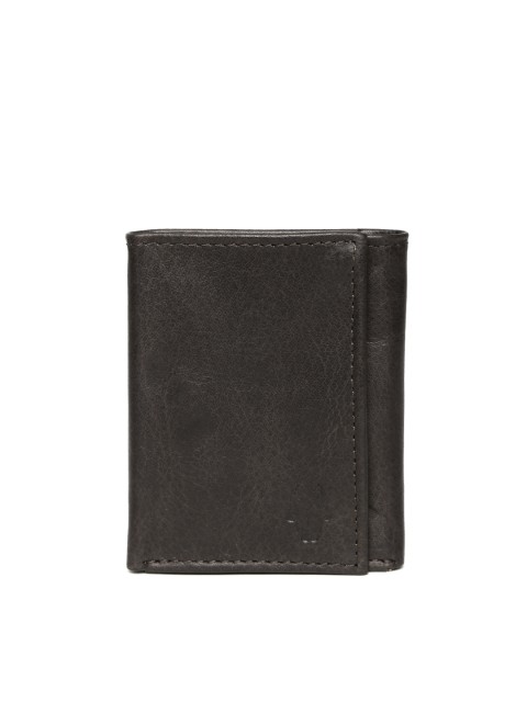 

WildHorn Men Brown Leather Wallet