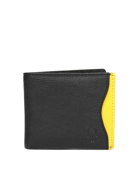 

WildHorn Men Black Leather Wallet