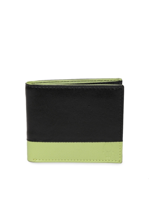 

WildHorn Men Black Leather Wallet