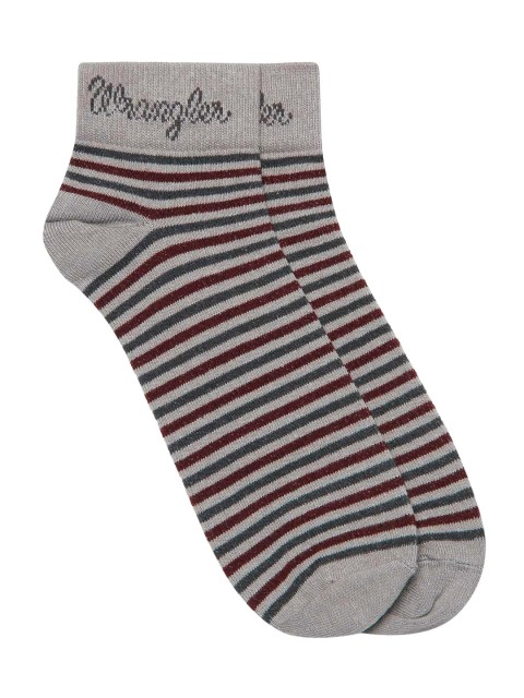 

Wrangler Men Grey Striped Socks