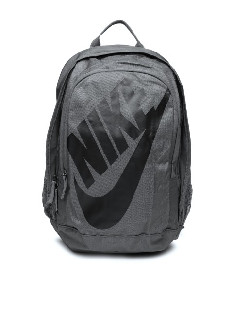 nike backpack myntra