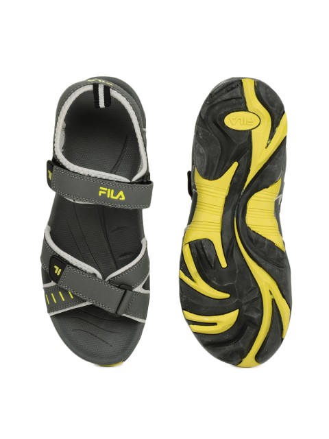 fila avior sandals