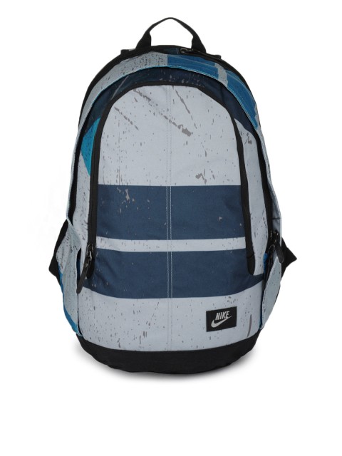 nike backpacks myntra