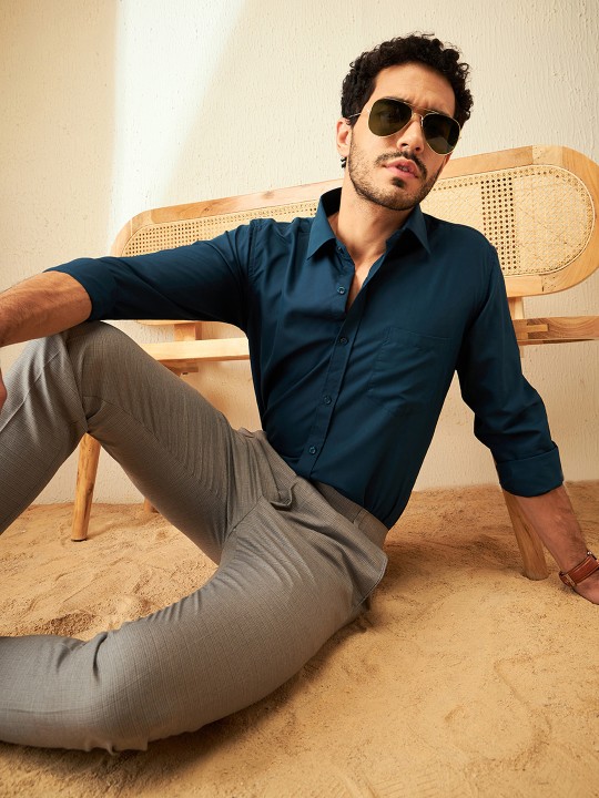 Men Teal Blue Classic Regular Fit Solid Formal Shirt deal from myntra