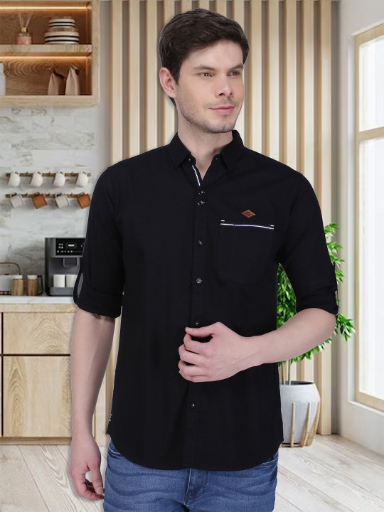 Kuons Avenue Men Black Slim Fit Solid Casual Shirt