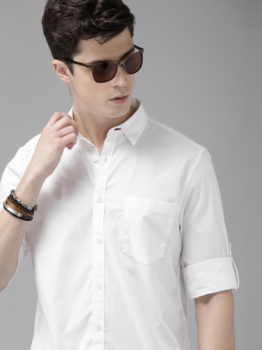 Roadster Men White Regular Fit Solid Casual Shirt