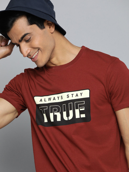HERE&NOW Men Maroon & Black Typography Print Pure Cotton Round Neck T-shirt