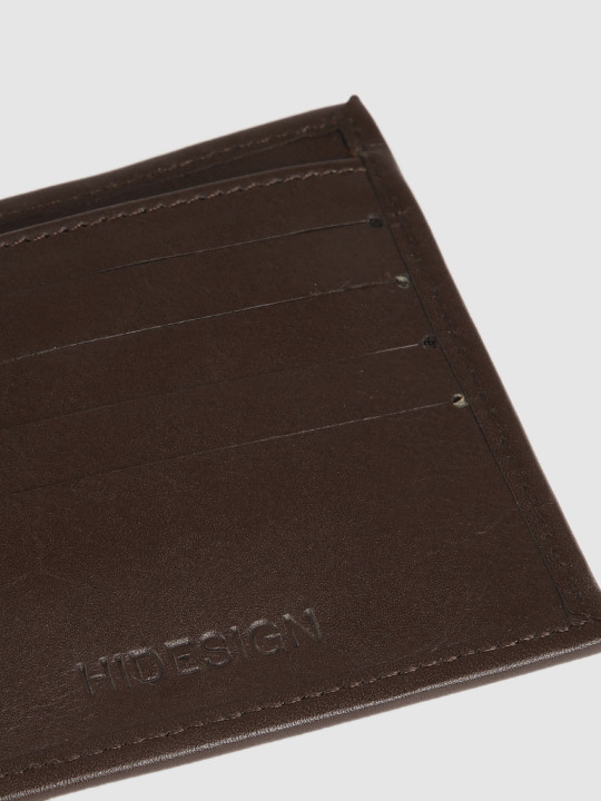 men brown solid two fold leather wallet