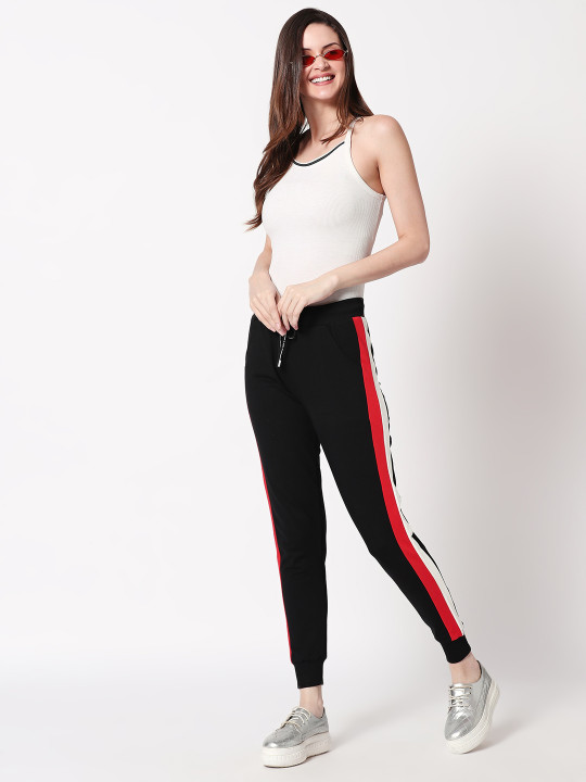 Zeyo Women Black Solid Joggers