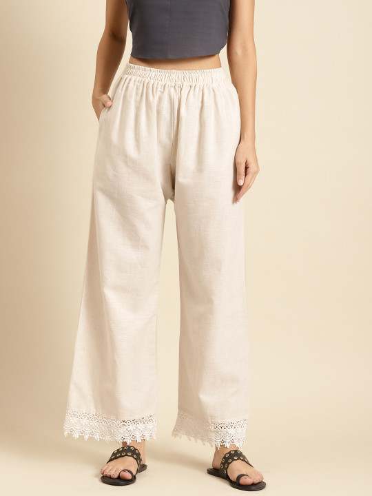 TAG 7 Women Off-White Solid Hem Design Straight Palazzos