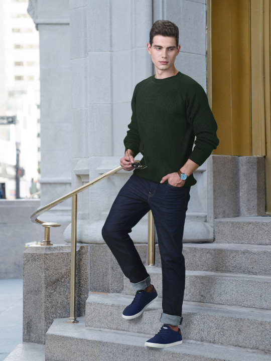 INVICTUS Men Green Striped Pullover