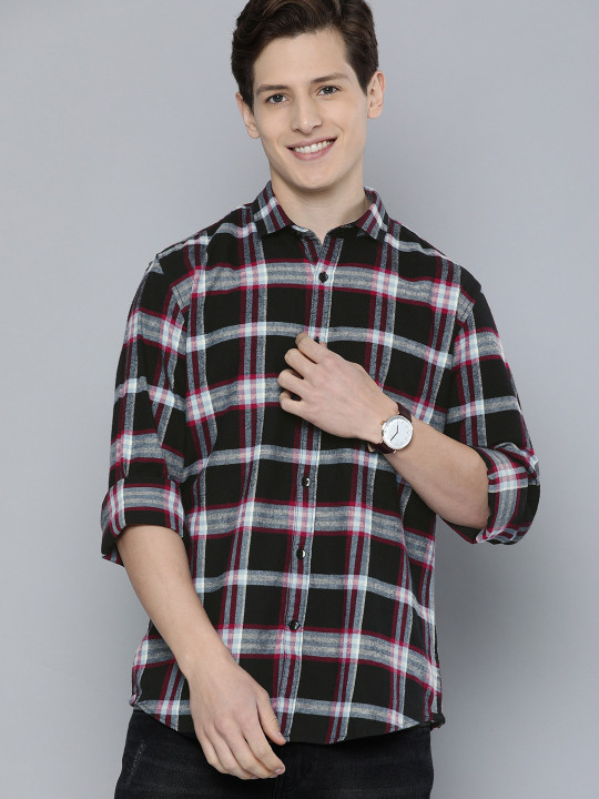 Mast & Harbour Men Black Slim Fit Checked Casual Shirt