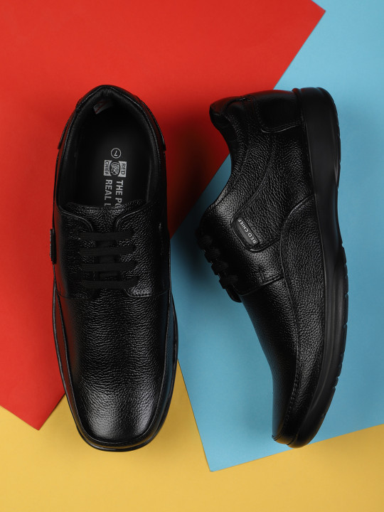 Red Chief Men Leather Textured Formal Shoes
