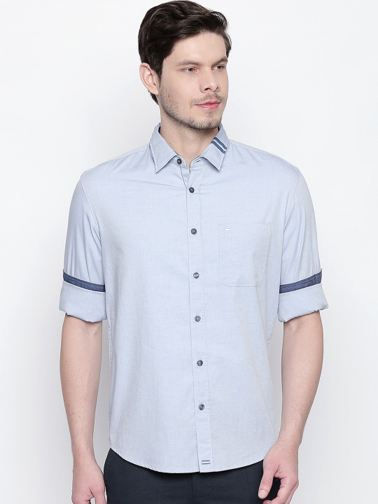 Basics Men Blue Slim Fit Solid Casual Shirt