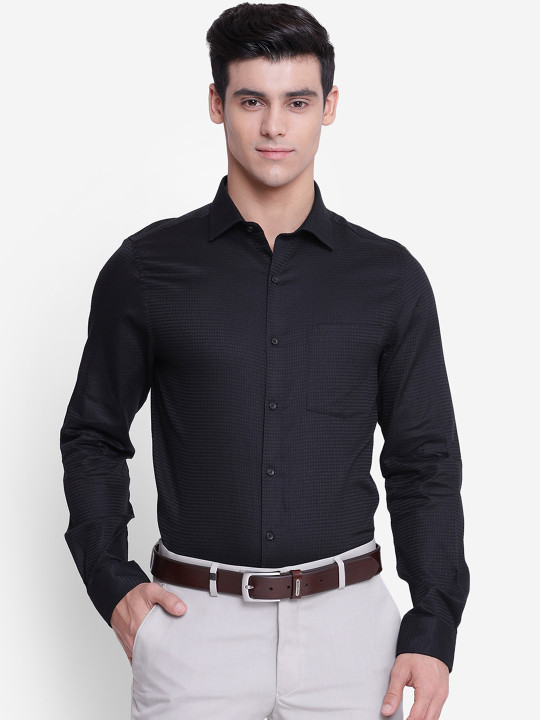 Turtle Men Black Slim Fit Opaque Formal Shirt