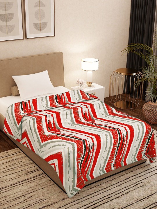 Story@Home Red & White Geometric AC Room 300 GSM Single Bed Blanket