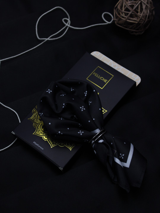 PELUCHE Men Floral Pocket Square