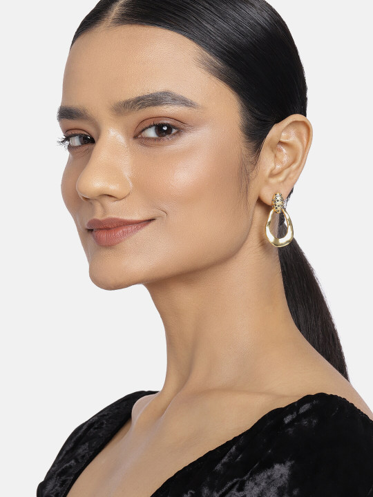 Estele Gold-Toned & Black Contemporary Drop Earrings