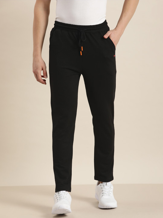 Invictus Indoor Men Black Solid Mid-Rise Track Pants