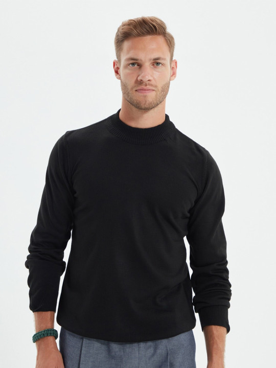 Trendyol Men Black Solid High Neck Pullover