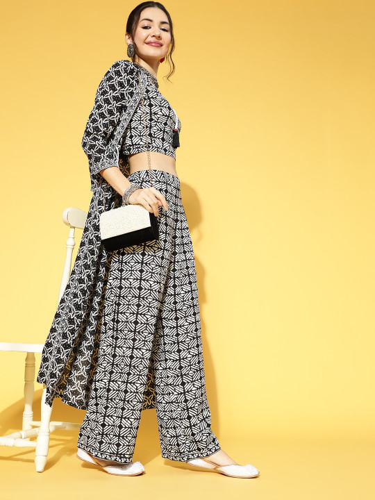 kipek Women Black & White Geometric Printed Fusion Kurta Set With a Jacket