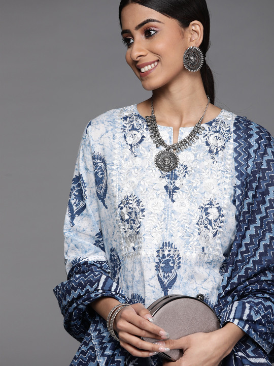 Libas Women White Paisley Motifs Printed Pure Cotton Kurta with Trousers & With Dupatta