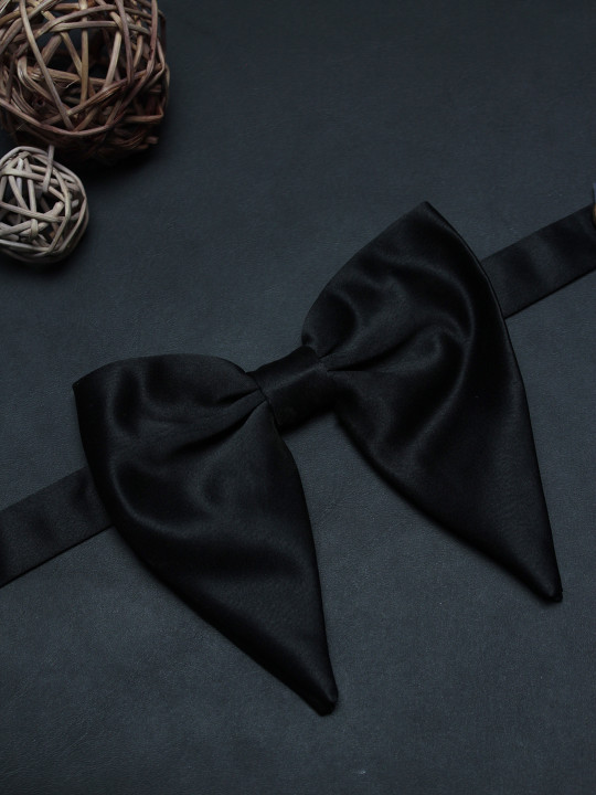 PELUCHE Men Black Solid Butterfly Cotton Bowtie