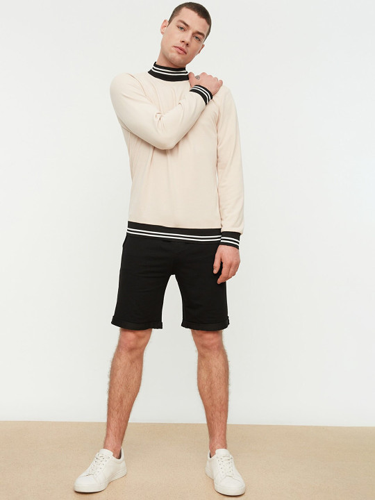 Trendyol Men Black Solid Regular Shorts