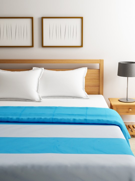 Blue & Off-White Striped Single Comforter