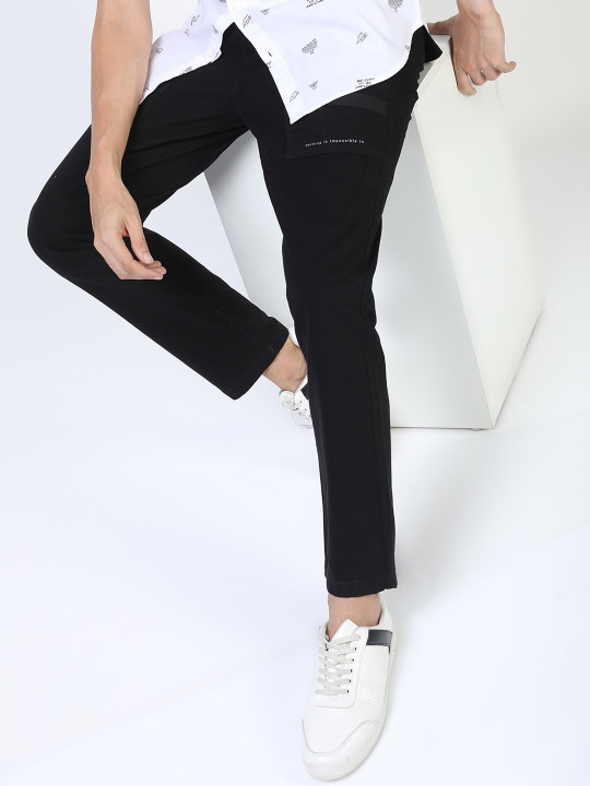 HIGHLANDER Men Black Solid Joggers Trousers